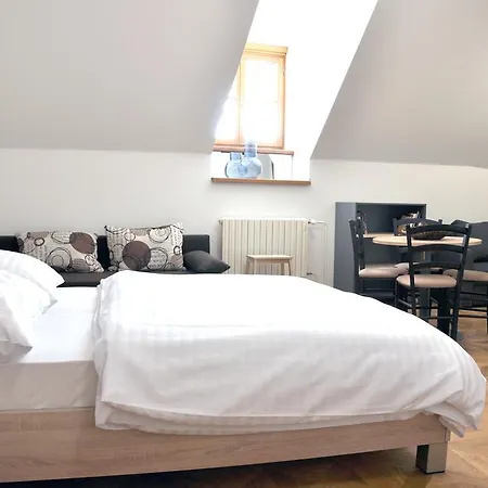 Apartment Keglevich Palace - Beethoven